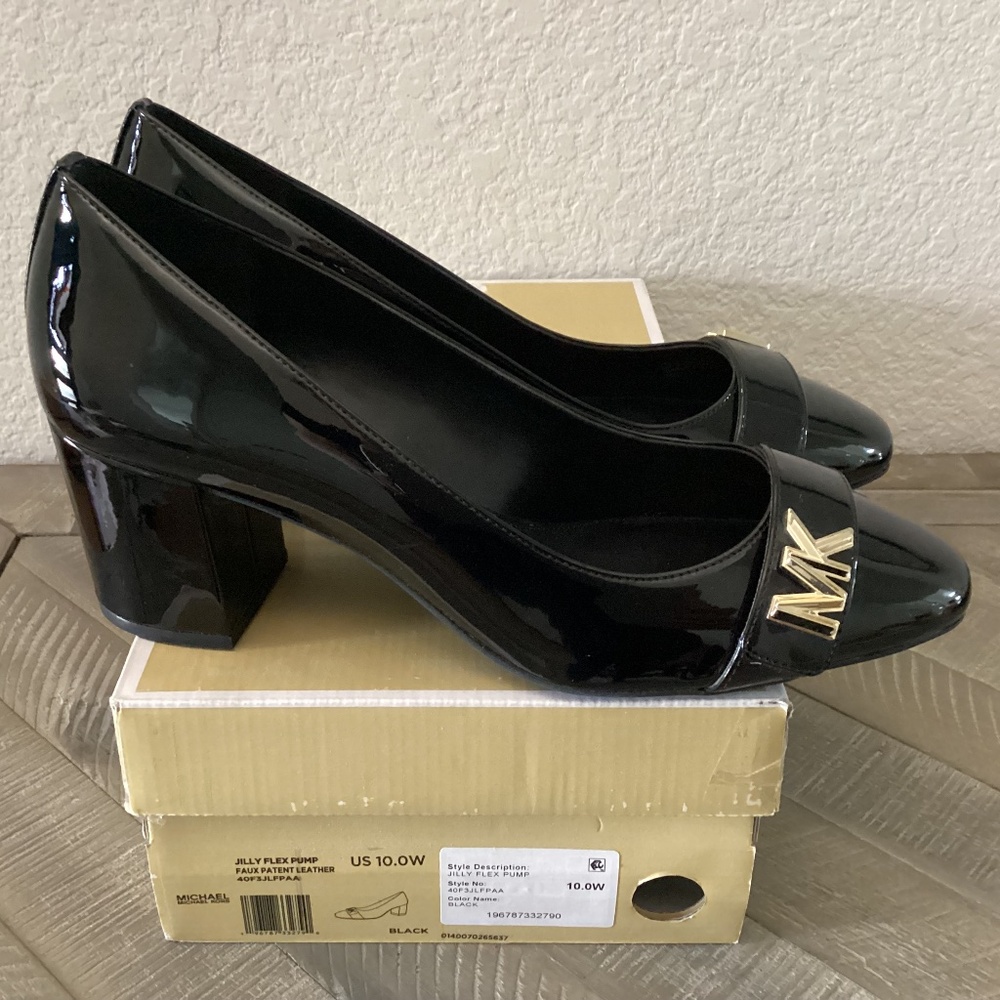 MICHAEL Michael Kors Black Patent Heels with Gold Accent